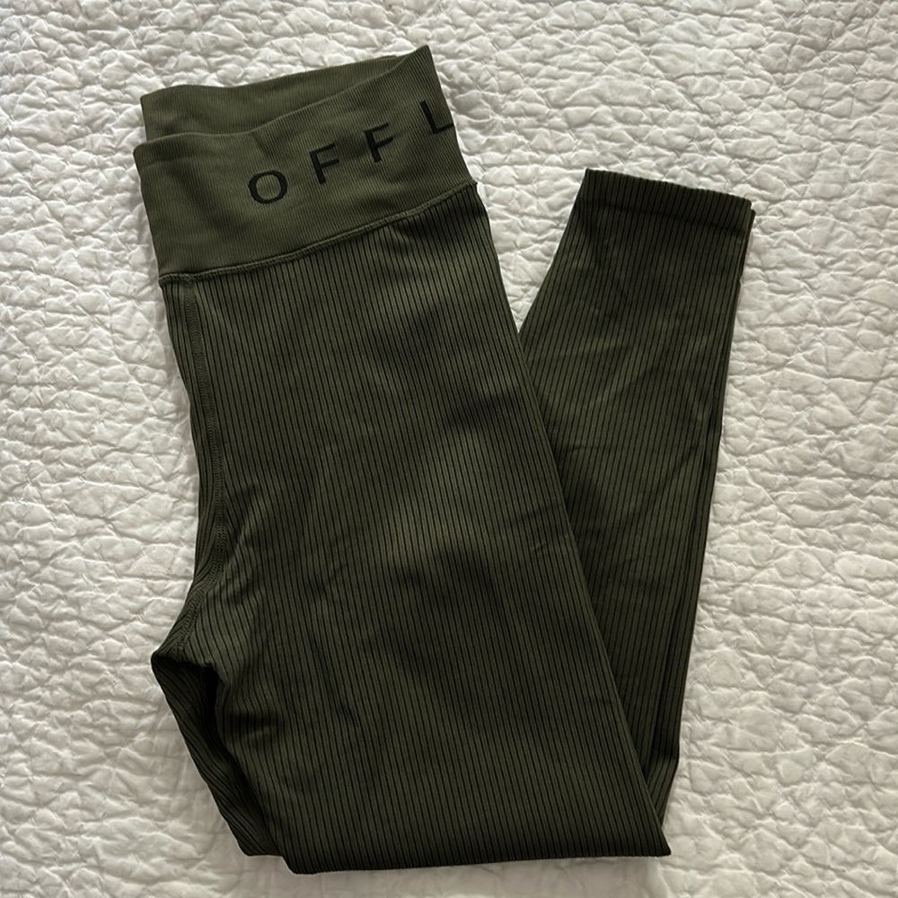 Aerie 7/8 length compressive workout leggings